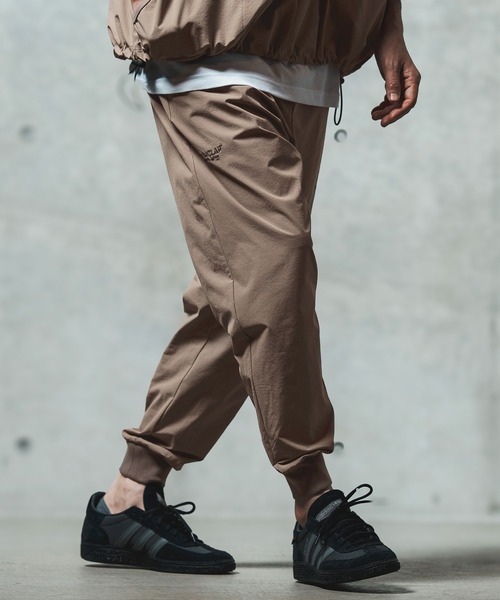 GLIMCLAP（グリムクラップ）の「mp13549- Mini-ripstop nylon fabric jogger pants ジョガーパンツ（その他パンツ・メンズ・ブラック/ベージュ・S/M/L）」の14枚目の写真
