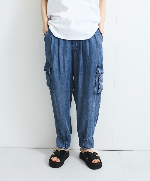 VICKY(ビッキー)の「バイオシルクパウダージョガーパンツ≪洗濯機で洗える≫(デニムパンツ・レディース・ネイビー/ブラック・M)」の2枚目の写真