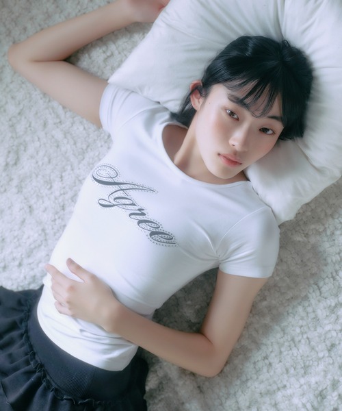 FCMM(エフシーエムエム)の「【日本限定】RHINESTONE S/S TEE / ラインストーンショートスリーブT(Tシャツ/カットソー・レディース・ホワイト/ブラック・MEDIUM/SMALL)」の3枚目の写真