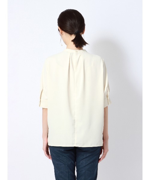 SUIT SQUARE（スーツスクエア）の「ボウタイ2WAYブラウス 半袖 ウォッシャブル ジョーゼット（シャツ/ブラウス・レディース・ブルー系/イエロー系/ホワイト系・38(9号)）」の22枚目の写真