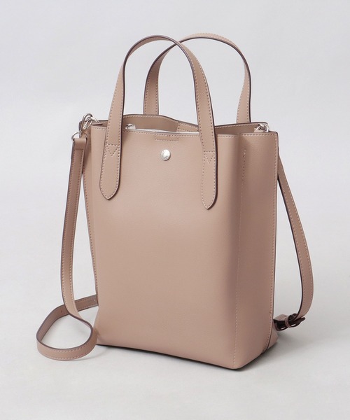 Legato Largo（レガートラルゴ）の「かるいかばん レザー調 2WAY ショルダー トートバッグ A5収納対応（ビジネスバッグ・レディース・ブラック/グレイッシュベージュ/ライトグレー・FREE）」の6枚目の写真