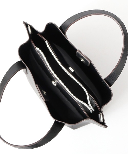 Legato Largo（レガートラルゴ）の「かるいかばん レザー調 2WAY ショルダー トートバッグ A5収納対応（ビジネスバッグ・レディース・ブラック/グレイッシュベージュ/ライトグレー・FREE）」の12枚目の写真