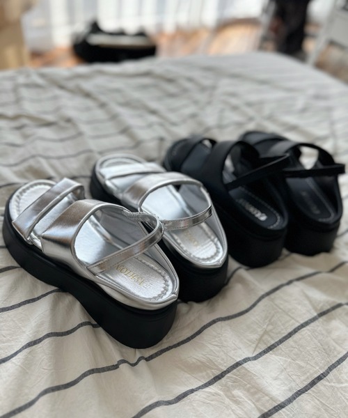 極美品■ダイアナ 【23.0】24ss ボリュームソールサンダル 厚底 レザー ダイアナ】人気のボリュームサンダルにWEB限定カラーが登場