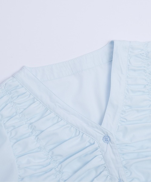 AMELY(エミリー)の「ギャザーペプラムブラウス(シャツ/ブラウス・レディース・ブルー/ブラック/ホワイト・フリー)」の20枚目の写真