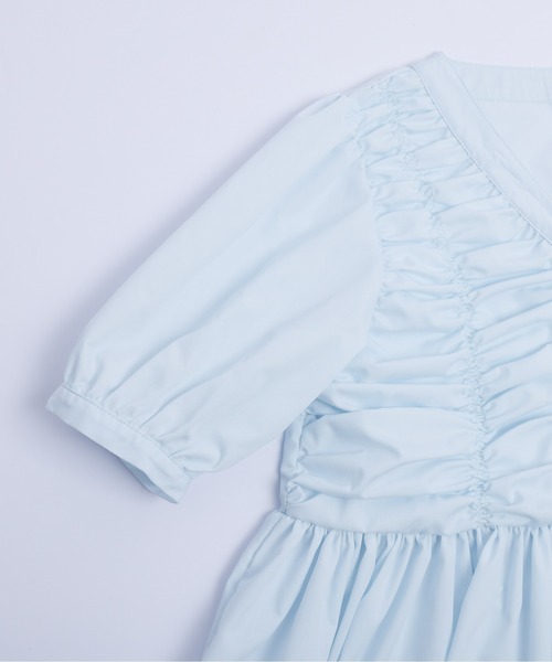 AMELY(エミリー)の「ギャザーペプラムブラウス(シャツ/ブラウス・レディース・ブルー/ブラック/ホワイト・フリー)」の21枚目の写真