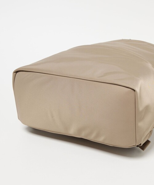 UNITED ARROWS(ユナイテッドアローズ)の「フロントジップ リュックサック(バックパック/リュック・レディース・ブラック/ブラウン/ベージュ・FREE)」の14枚目の写真