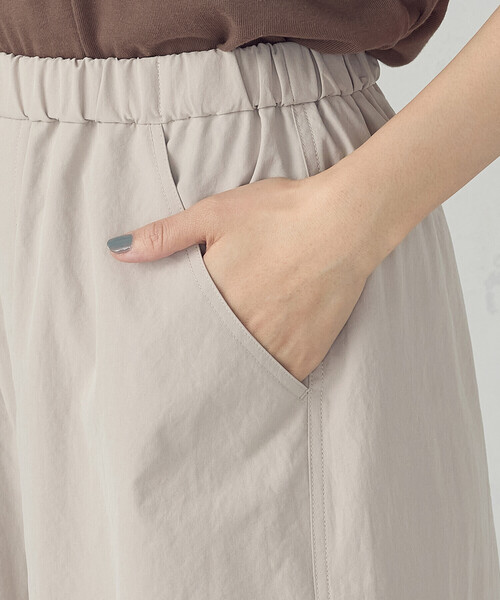 COMME CA ISM(コムサイズム)の「ワッシャータイプライター バレルパンツ(その他パンツ・レディース・ベージュ/ブルー/ブラック・MEDIUM/LARGE)」の9枚目の写真