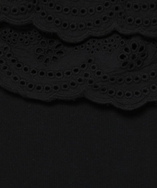 mysty woman(ミスティウーマン)の「2WAYスカラップ刺繍プルオーバー 497902(Tシャツ/カットソー・レディース・オフホワイト/グレイッシュブルー/ブラック・FREE)」の20枚目の写真
