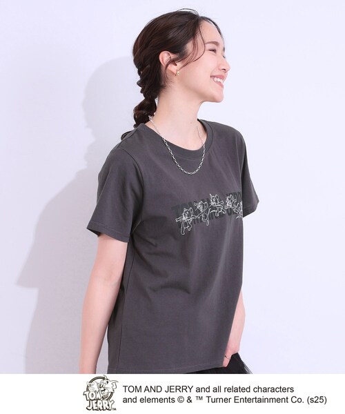 Tom＆Jerry（トムアンドジェリー）の「【TOM and JERRY 別注】ベーシックTシャツ（Tシャツ/カットソー・レディース・チャコール/ホワイト系1/チャコールグレー/ホワイト系3・01/02/03/04）」の11枚目の写真
