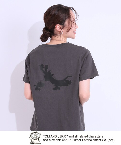 Tom＆Jerry（トムアンドジェリー）の「【TOM and JERRY 別注】ベーシックTシャツ（Tシャツ/カットソー・レディース・チャコール/ホワイト系1/チャコールグレー/ホワイト系3・01/02/03/04）」の20枚目の写真