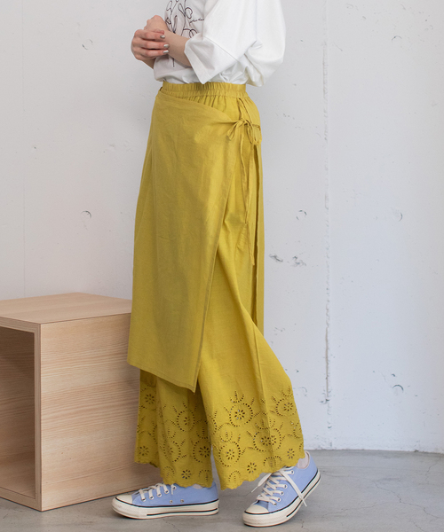 POU DOU DOU（プードゥドゥ）の「＜made in INDIA＞スカラップシフリー刺繍ラップ風パンツ（その他パンツ・レディース・ブラック/イエロー/オフホワイト・M）」の12枚目の写真