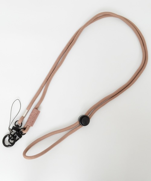 NANO universe（ナノユニバース）の「ナノユニバース [ショルダーストラップ] スマホストラップ 肩掛け 首かけ ロングストラップ（スマホグッズ・レディース・グレー/ブラック/ブラウン/ベージュ・ONE SIZE）」の3枚目の写真