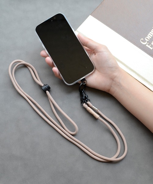NANO universe（ナノユニバース）の「ナノユニバース [ショルダーストラップ] スマホストラップ 肩掛け 首かけ ロングストラップ（スマホグッズ・レディース・グレー/ブラック/ブラウン/ベージュ・ONE SIZE）」の12枚目の写真