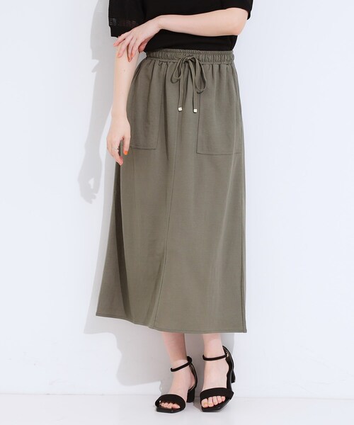 DRESKIP（ドレスキップ）の「【セットアップ可/ひんやり】大人カジュアルに ベイカー風デザインスカート（スカート・レディース・オリーブ/ネイビー/マスタード・04/03/02/01）」の2枚目の写真