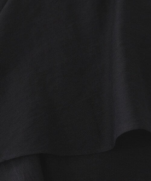 UNTITLED（アンタイトル）の「【きれいめ/洗える/フリル】ラッフルシアーブラウス（シャツ/ブラウス・レディース・ブルー系その他/チャコールグレー/ブラック/オフホワイト・02/00/04/44/48/50）」の16枚目の写真