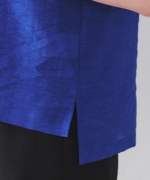 UNTITLED（アンタイトル）の「【きれいめ/洗える/フリル】ラッフルシアーブラウス（シャツ/ブラウス・レディース・ブルー系その他/チャコールグレー/ブラック/オフホワイト・02/00/04/44/48/50）」の5枚目の写真