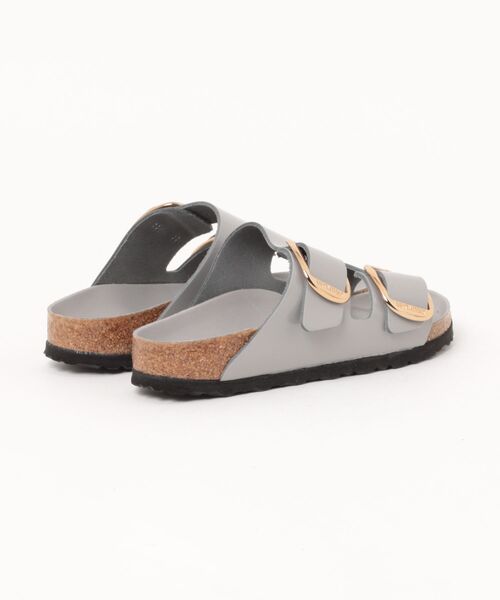 Birkenstock25年春夏は人気製品　完売製品　トレイシー　シルバー Amazon | BIRKENSTOCK トレーシー US サイズ: 5-5.5 カラー