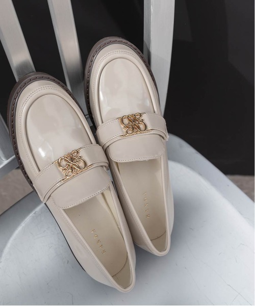 RANDA（ランダ）の「モノグラムベルトボリュームローファー（ローファー・レディース・ブラック系その他/ブラック/ダークブラウン/アイボリー/ベージュ・22.5/24/23/23.5/25/24.5）」の15枚目の写真