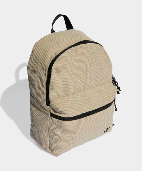 adidas(アディダス)の「クラシック バックパック CL BACKPACK / アディダスオリジナルス adidas Originals(バックパック/リュック・メンズ・ベージュ/ブラック・FREE)」の9枚目の写真