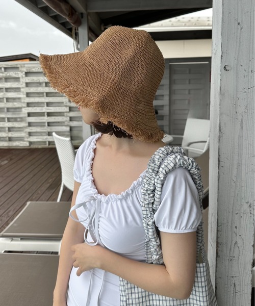 lawgy（ラウジー）の「straw like fringe hat / ストローライクフリンジハット（ハット・レディース・ダークベージュ/アイボリー/ブラック・FREE）」の3枚目の写真