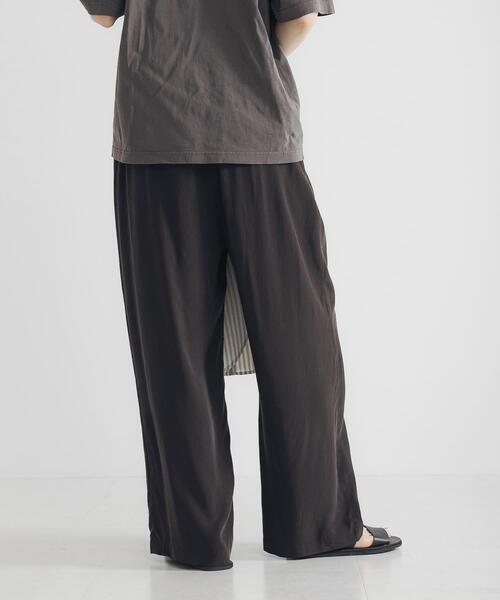 URBAN RESEARCH（アーバンリサーチ）の「キュプラレーヨンイージーパンツ（その他パンツ・レディース・ベージュ/ブラウン・36/38/40）」の4枚目の写真