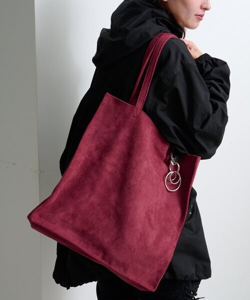 Kastane(カスタネ)の「【7色展開/A4サイズ】スエードトートバッグ(トートバッグ・レディース・カーキ/ライトベージュ/キャメル/オレンジ系その他/ブルー/バーガンディー/グレー・FREE)」の6枚目の写真