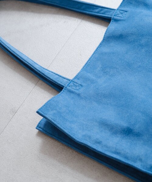 Kastane(カスタネ)の「【7色展開/A4サイズ】スエードトートバッグ(トートバッグ・レディース・カーキ/ライトベージュ/キャメル/オレンジ系その他/ブルー/バーガンディー/グレー・FREE)」の15枚目の写真