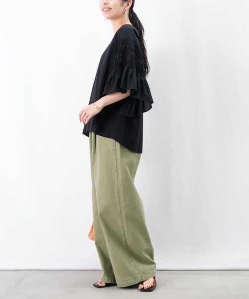 LUCA/LADY LUCK LUCA（ルカ/レディラックルカ）の「LC/LLL シャーリングフレアー袖ブラウス（シャツ/ブラウス・レディース・ベージュ/ブラック/ブルー・FREE）」の6枚目の写真