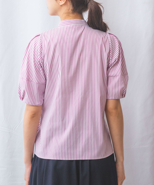 ナラカミーチェ（NARACAMICIE）/【NARACAMICIE】ストレッチストライプフロントデザインタック半袖ブラウス NARACAMICIE】ストレッチストライプフロントデザインタック半袖