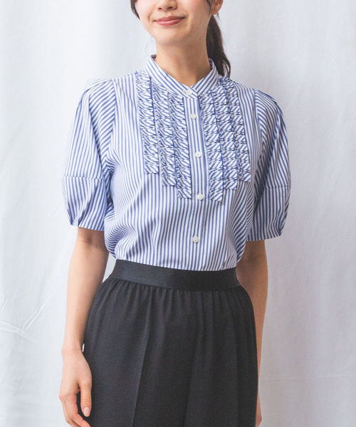 NARACAMICIE（ナラカミーチェ）の「【NARACAMICIE】ストレッチストライプフロントデザインタック半袖ブラウス（シャツ/ブラウス・レディース・ピンク/ブルー・M/L）」の15枚目の写真