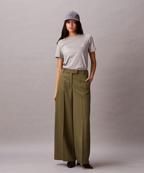 Calvin Klein（カルバン・クライン）の「Tシャツ(2枚パック) - ショートスリーブクルーネックTシャツ（Tシャツ/カットソー・レディース・ホワイト×グレー/ブラック×ホワイト・M/S/XS）」の8枚目の写真
