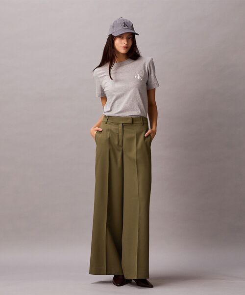 Calvin Klein（カルバン・クライン）の「Tシャツ(2枚パック) - ショートスリーブクルーネックTシャツ（Tシャツ/カットソー・レディース・ホワイト×グレー/ブラック×ホワイト・M/S/XS）」の9枚目の写真