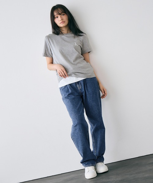 Calvin Klein（カルバン・クライン）の「Tシャツ(2枚パック) - ショートスリーブクルーネックTシャツ（Tシャツ/カットソー・レディース・ホワイト×グレー/ブラック×ホワイト・M/S/XS）」の17枚目の写真