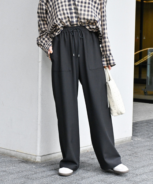 JOURNAL STANDARD relume（ジャーナルスタンダード　レリューム）の「《追加 / 新色》フィルムストライプイージーパンツ（その他パンツ・レディース・ブラック/ベージュ/ネイビー・36/38）」の9枚目の写真