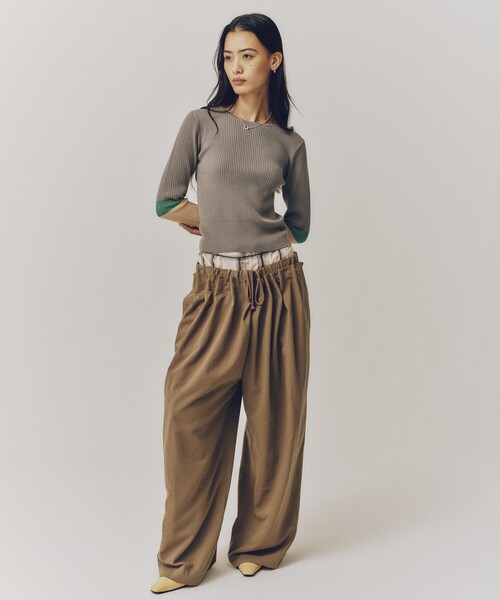 Firsthand（ファーストハンド）の「Firsthand/ファーストハンド 機能性素材 シルク入り カラーブロックニットプルオーバー / 抗ピル / マシンウォッシャブル（ニット/セーター・レディース・ブラック/グレー/レッド・ﾌﾘ-）」の4枚目の写真