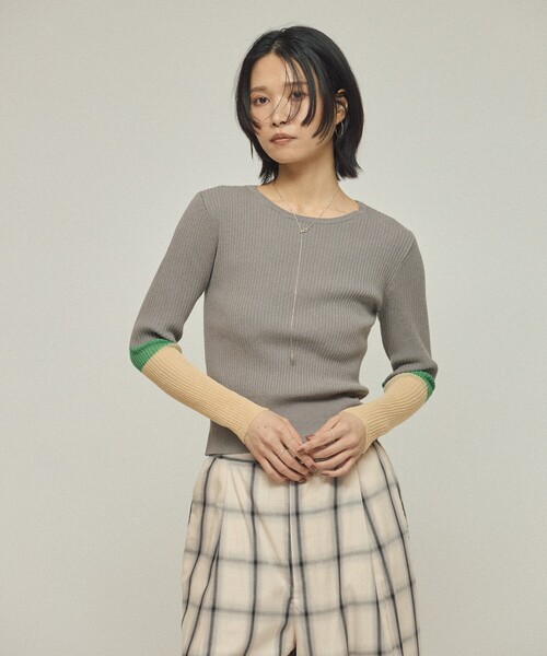 Firsthand（ファーストハンド）の「Firsthand/ファーストハンド 機能性素材 シルク入り カラーブロックニットプルオーバー / 抗ピル / マシンウォッシャブル（ニット/セーター・レディース・ブラック/グレー/レッド・ﾌﾘ-）」の7枚目の写真