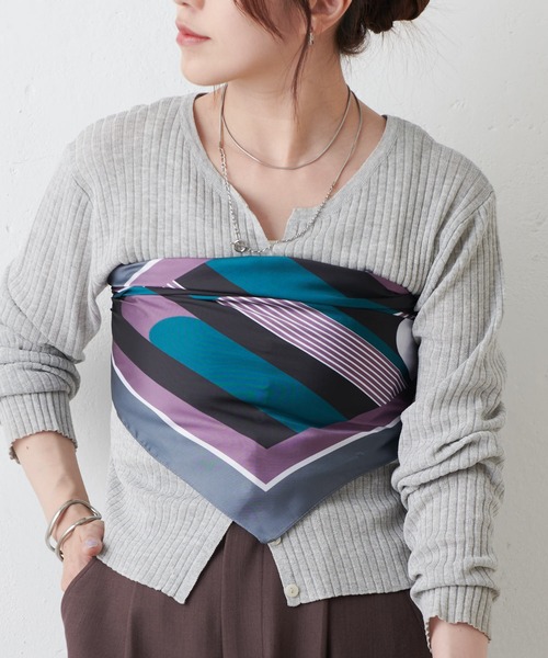 COLONY 2139（コロニートゥーワンスリーナイン）の「スカーフ 幾何柄 70×70（バンダナ/スカーフ・レディース・ネイビー/パープル・FREE）」の16枚目の写真