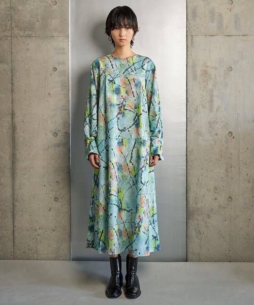 RUMCHE（ラムシェ）の「"Hidamari" Paint Dress / ヒダマリペイントドレス（ワンピース・レディース・ブルー・FREE）」の5枚目の写真