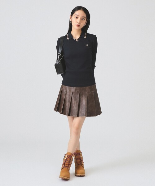 FRED PERRY（フレッドペリー）の「【別注】FRED PERRY / Twin Tipped Ribbed Polo Shirt（ポロシャツ・レディース・ネイビー/ピンク・10）」の8枚目の写真