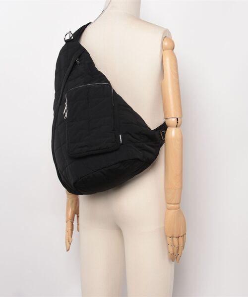 ADAM PATEK(アダムパテック)の「【ADAMPATEK/アダムパテック】square quilt sling bag スクエアキルトバッグ(バックパック/リュック・レディース・グレー/ブラック・FREE)」の6枚目の写真