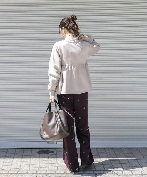 ITEMS URBANRESEARCH（アイテムズ アーバンリサーチ）の「『イージーケア』ダンボールジップカーディガン（カーディガン/ボレロ・レディース・ライトベージュ/ブラック・FREE）」の16枚目の写真