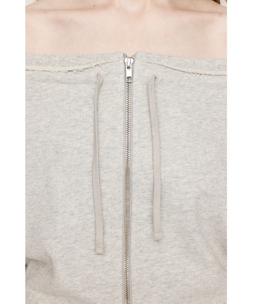 SLY（スライ）の「OFF SHOULDER SWEAT TOPS オフショルダー スウェット トップス 秋服 冬服 トレーナー（スウェット・レディース・ブラック系その他2/杢グレー/レッド系その他・FREE）」の15枚目の写真