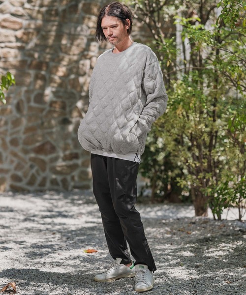 CAMBIO(カンビオ)の「mlt5430-Wave Quilting Bonding Crew Neck Pullover キルティングプルオーバー(A56425cmb)(Tシャツ/カットソー・メンズ・ブラック/ミックスグレー・S/M/L)」の13枚目の写真