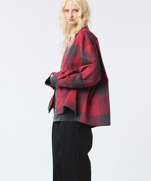 MAISON SPECIAL(メゾンスペシャル)の「《UNISEX》【Italian Dead Stock Fabric】Prime-Over 2way Zip Shirts/プライムオーバー2wayジップシャツ【MAISON SPECIAL/メゾンスペシャル】(シャツ/ブラウス・メンズ・カーキ/ピンク/ダークブラック/グレー/マルチ/アイボリー/チャコールグレー・0/1/2)」の15枚目の写真