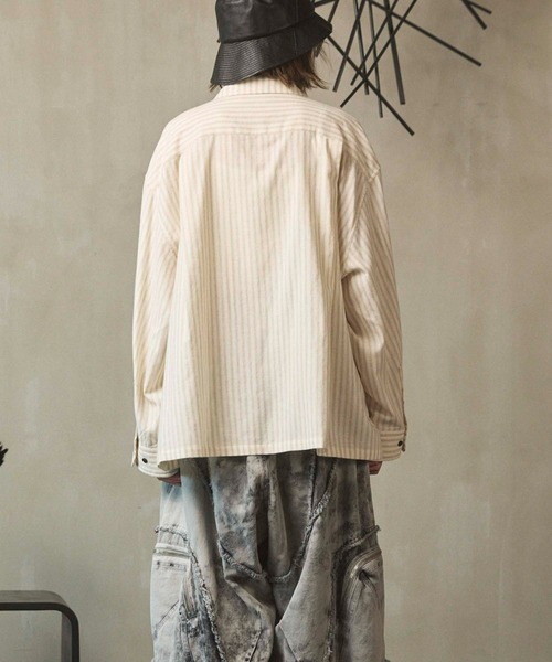MAISON SPECIAL(メゾンスペシャル)の「《UNISEX》【Italian Dead Stock Fabric】Prime-Over 2way Zip Shirts/プライムオーバー2wayジップシャツ【MAISON SPECIAL/メゾンスペシャル】(シャツ/ブラウス・メンズ・カーキ/ピンク/ダークブラック/グレー/マルチ/アイボリー/チャコールグレー・0/1/2)」の8枚目の写真