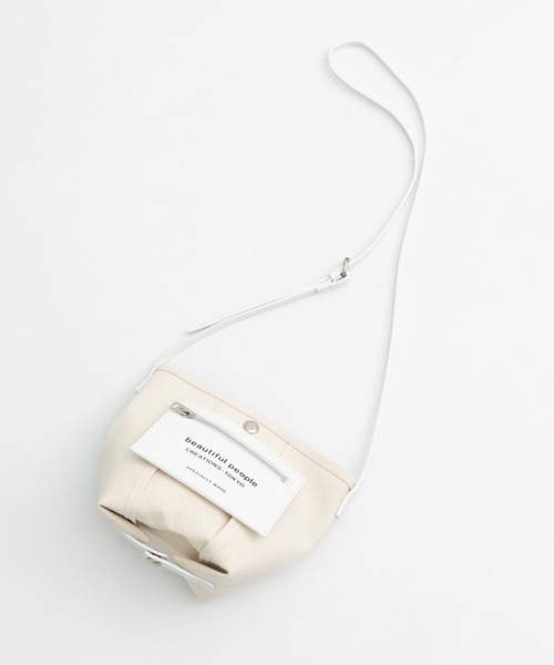 beautiful people(ビューティフルピープル)の「【beautiful people/ビューティフルピープル】lining logo pocketmini shoulder bag/ライニングロゴ ポケットミニ ショルダーバッグ(ショルダーバッグ・レディース・ブラック/キナリ・FREE)」の9枚目の写真