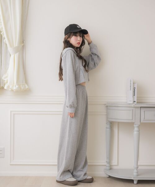 ems excite（エムズエキサイト）の「パーカー＆PTSETUP（パーカー・レディース・ダークグレー/ホワイト系その他/ブラック・FREE）」の7枚目の写真