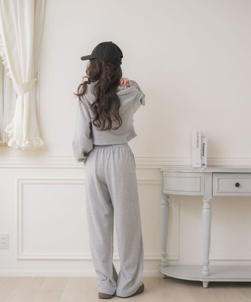 ems excite（エムズエキサイト）の「パーカー＆PTSETUP（パーカー・レディース・ダークグレー/ホワイト系その他/ブラック・FREE）」の8枚目の写真