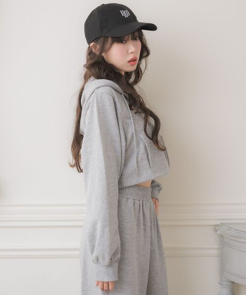 ems excite（エムズエキサイト）の「パーカー＆PTSETUP（パーカー・レディース・ダークグレー/ホワイト系その他/ブラック・FREE）」の11枚目の写真