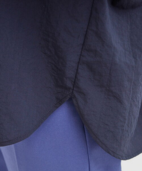 DRESKIP(ドレスキップ)の「【洗濯機可】羽織りにもなる ビックポケットVネックシャツ(シャツ/ブラウス・レディース・ダークブラウン/ネイビー/ライトベージュ・01/02/03/04)」の22枚目の写真
